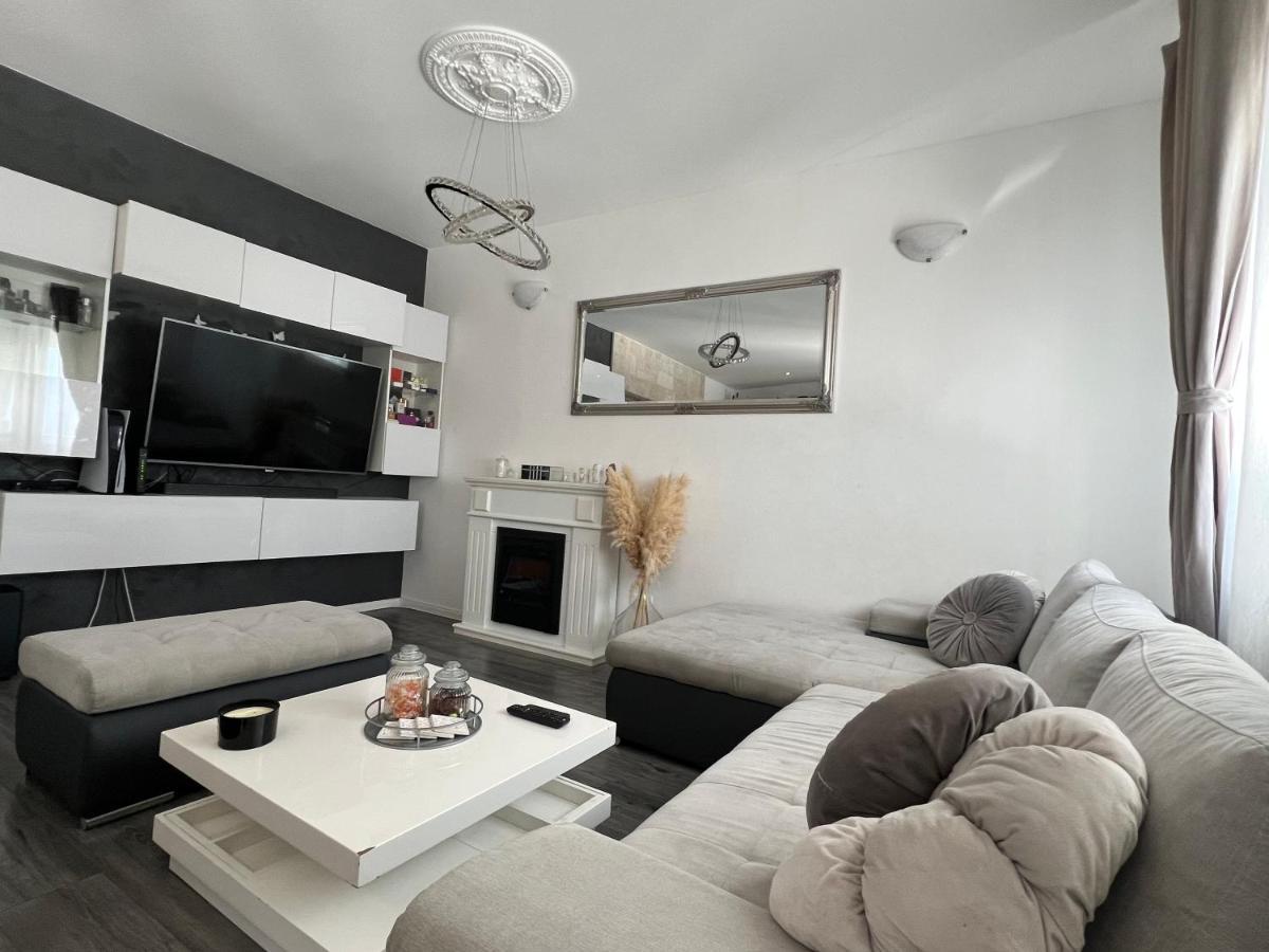 Apartment Anachi Spalato Esterno foto